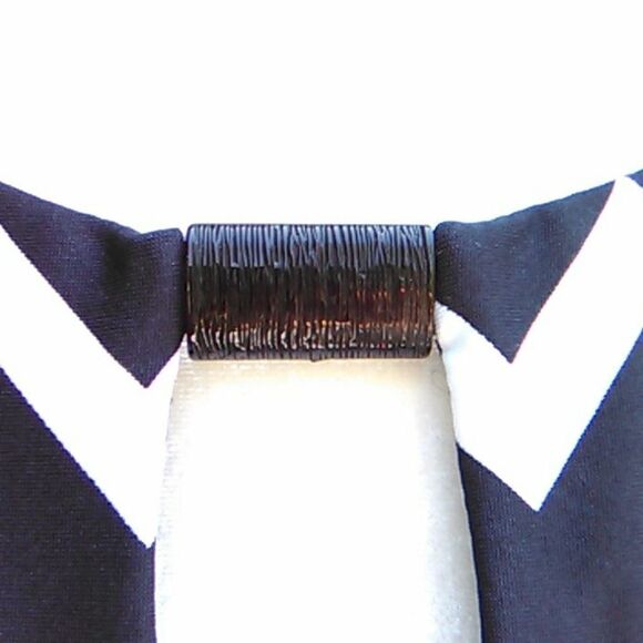 Emma & Michele Shift Dress - Picture 3 of 12